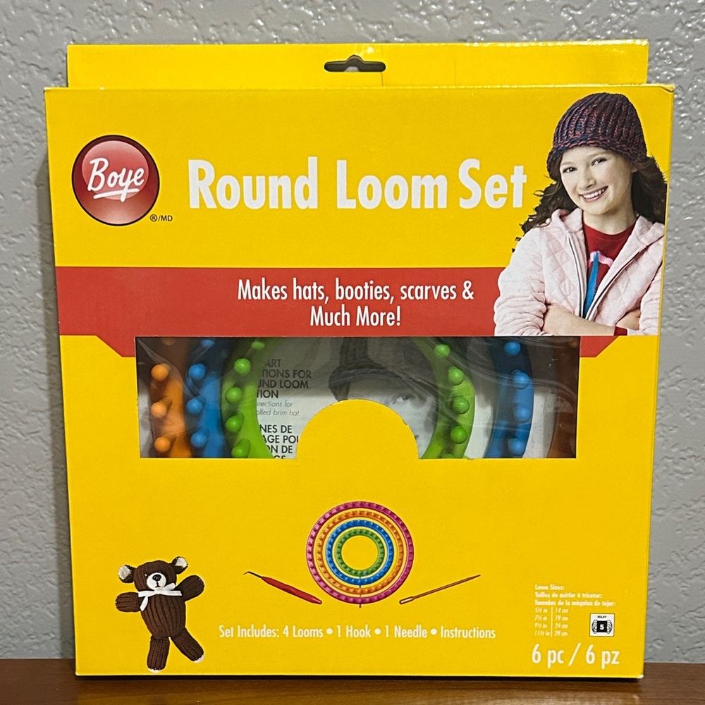 NIB Boye Round Loom Knitting Set